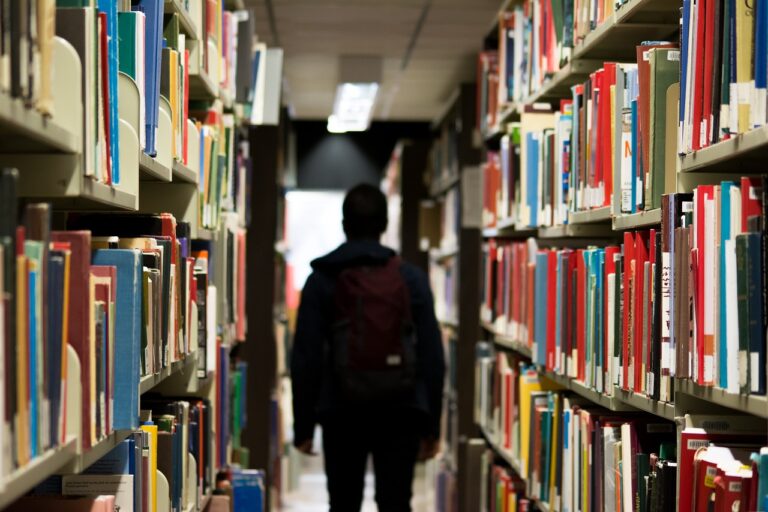 library-and-student-768x512